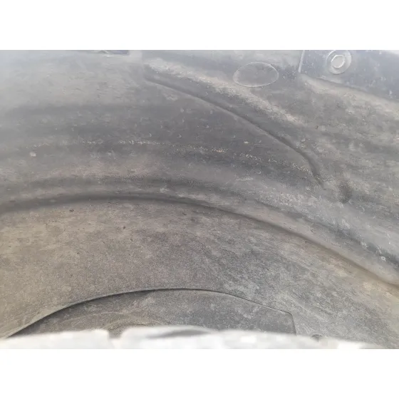 Plastico Pase Rueda Tras. Izq. para Dodge Caliber