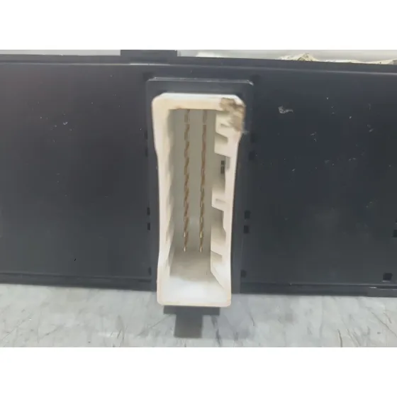 Mando Elevalunas Delantero Izquierdo para Hyundai I20 Ii (Gb, Ib)