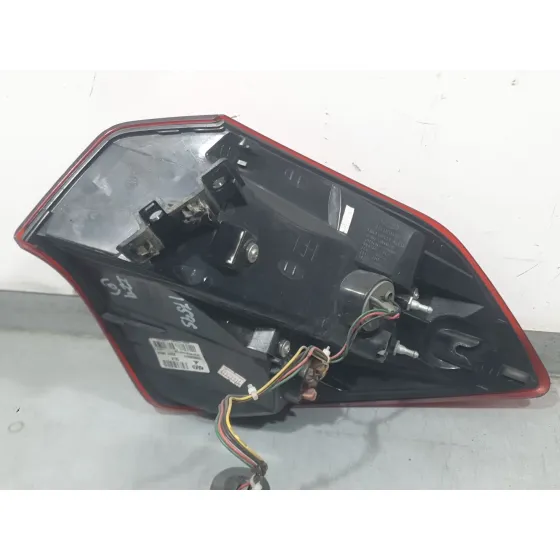Piloto Trasero Izquierdo Interior para Hyundai I20 Ii (Gb, Ib)