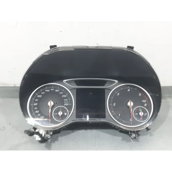 Cuadro Instrumentos para Mercedes-Benz Clase B Sports Tourer (W246, W242)