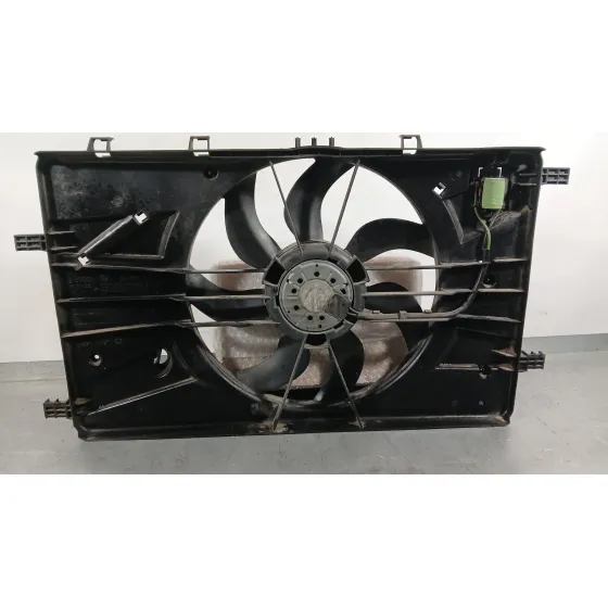 Electroventilador para Opel Astra J Sports Tourer (P10)