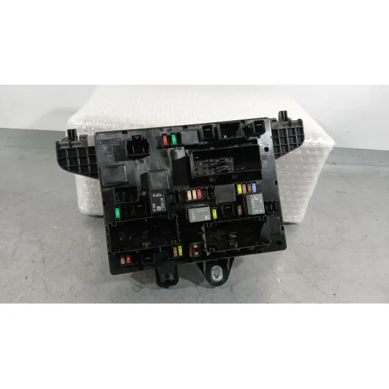 Caja Reles / Fusibles para Opel Astra J Sports Tourer (P10)