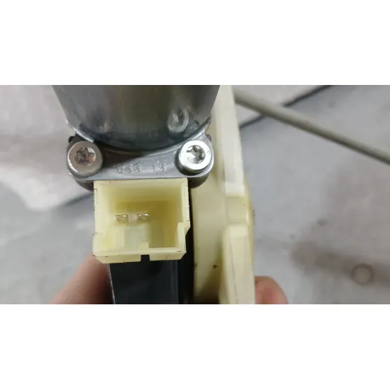 Elevalunas Delantero Derecho para Porsche Macan (95B)