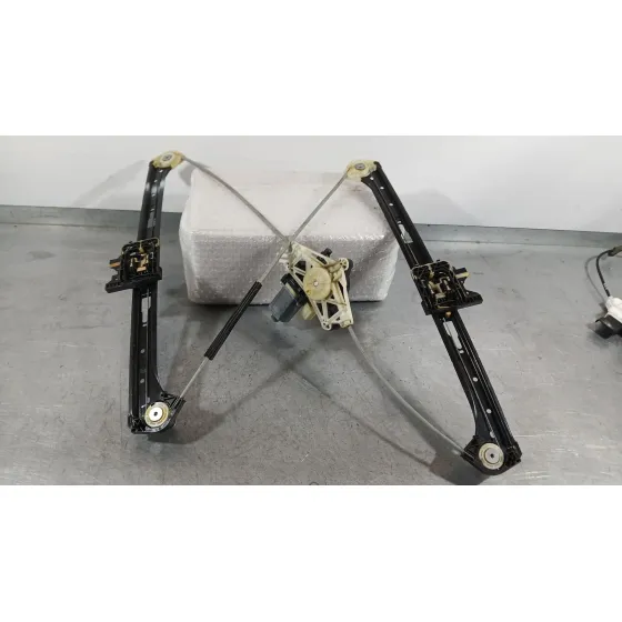 Elevalunas Delantero Derecho para Porsche Macan (95B)