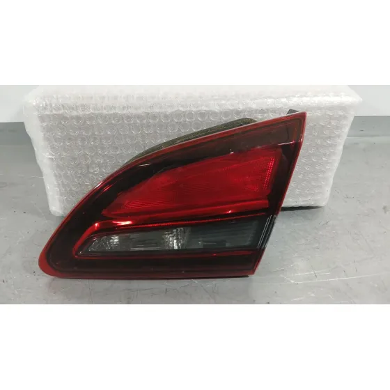 Piloto Trasero Derecho Interior para Opel Astra J Sedan