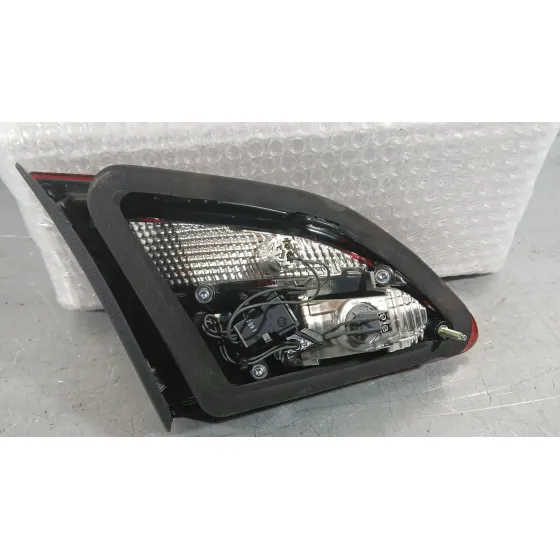 Piloto Trasero Derecho Interior para Opel Astra J Sedan