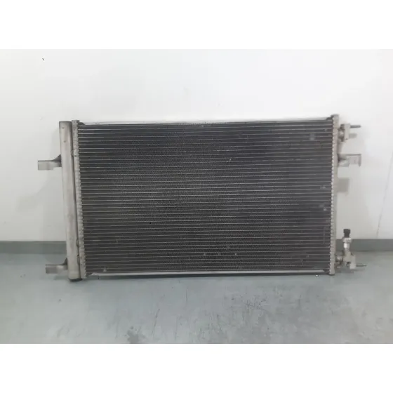 Condensador / Radiador Aire Acondicionado para Opel Astra J (P10)