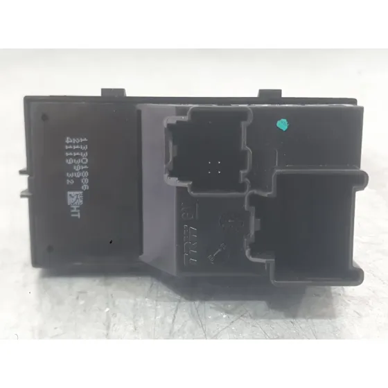 Mando Elevalunas Delantero Derecho para Opel Astra J (P10)