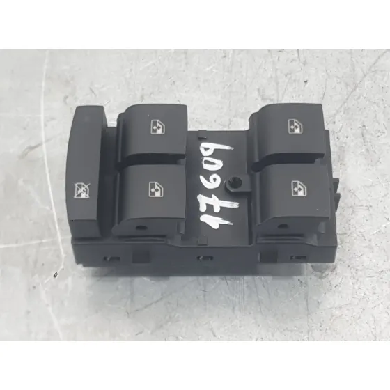 Mando Elevalunas Delantero Izquierdo para Opel Astra J (P10)