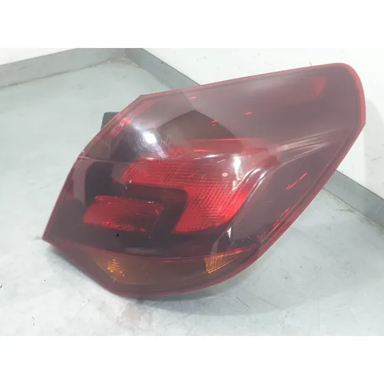 Piloto Trasero Derecho Exterior para Opel Astra J (P10)