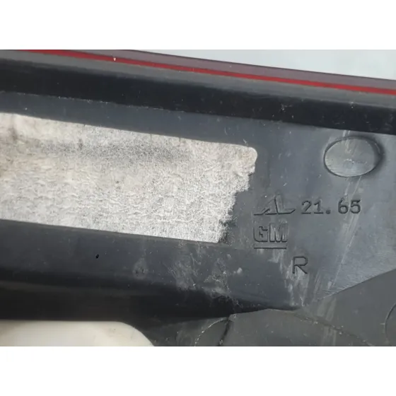 Piloto Trasero Derecho Exterior para Opel Astra J (P10)