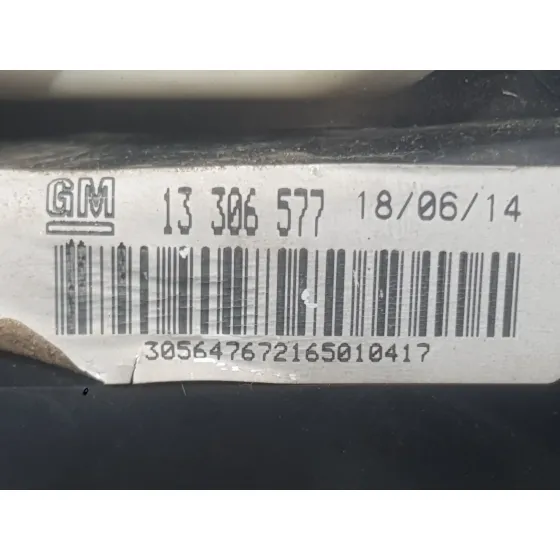 Piloto Trasero Izquierdo Interior para Opel Astra J (P10)