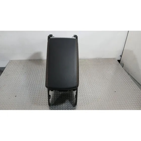 Apoyabrazos Central para Cupra Formentor (Kmp)