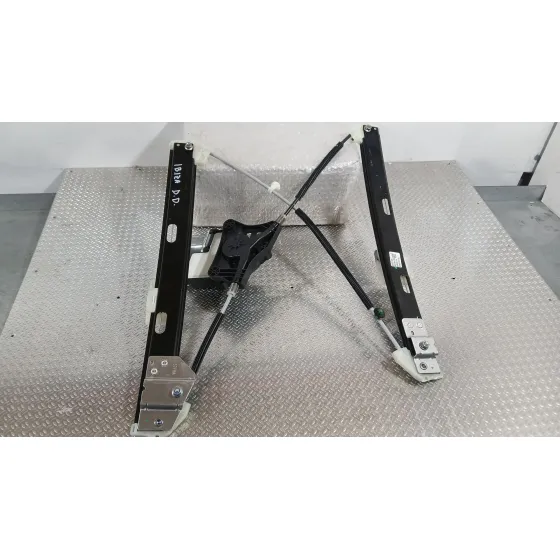Elevalunas Delantero Derecho para Seat Ibiza V (Kj1, Kjg)
