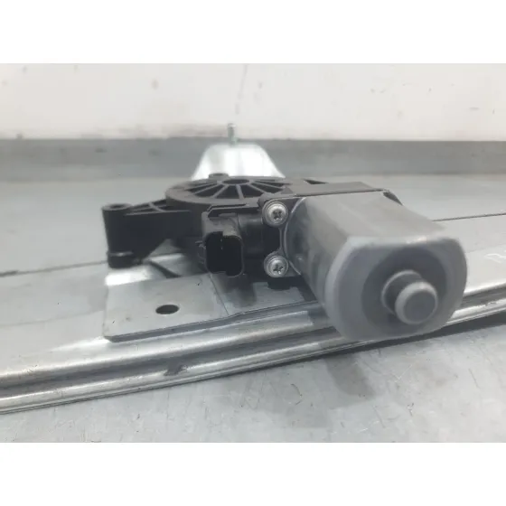 Elevalunas Delantero Derecho para Dacia Duster (Hm_)