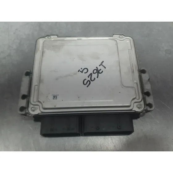 Centralita Motor Uce para Opel Corsa F (P2Jo)