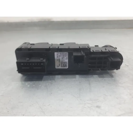Mando Elevalunas Delantero Izquierdo para Opel Corsa F (P2Jo)