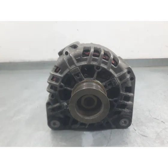 Alternador para Nissan Primera Hatchback (P12)