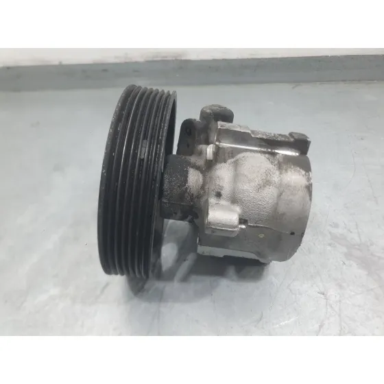 Bomba Direccion para Nissan Primera Hatchback (P12)