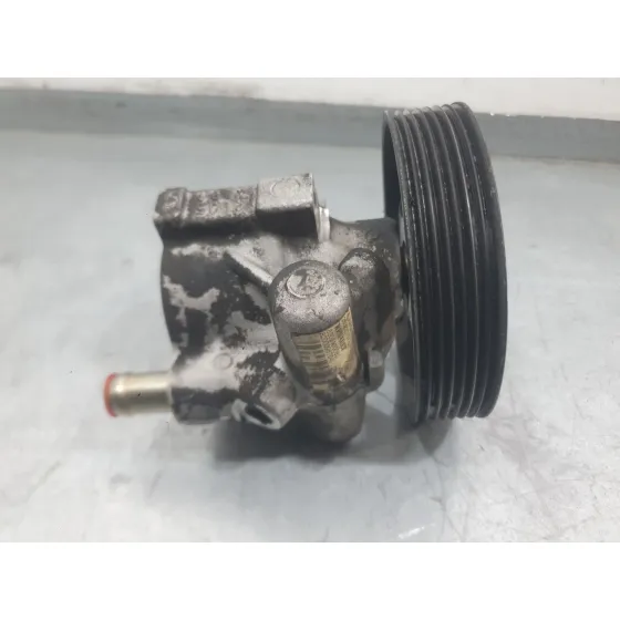 Bomba Direccion para Nissan Primera Hatchback (P12)