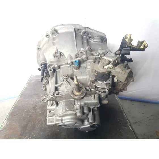 Caja Cambios para Nissan Primera Hatchback (P12)