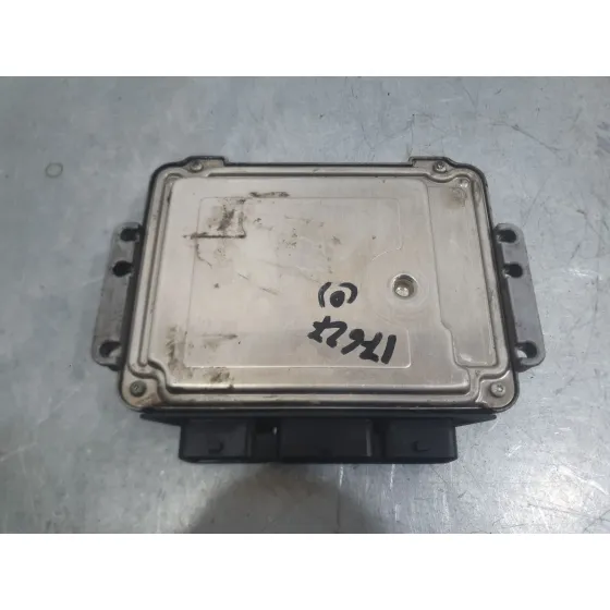 Centralita Motor Uce para Nissan Primera Hatchback (P12)