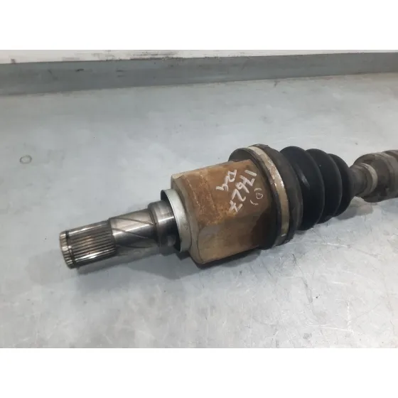 Transmision Delantera Izquierda para Nissan Primera Hatchback (P12)