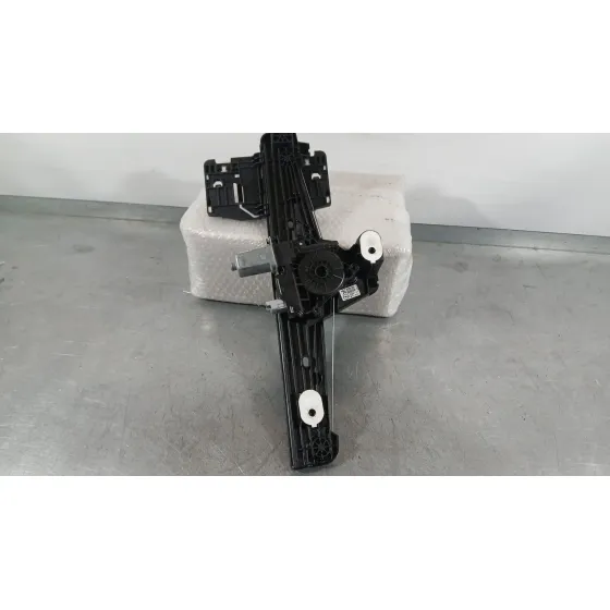 Elevalunas Trasero Izquierdo para Opel Corsa F (P2Jo)
