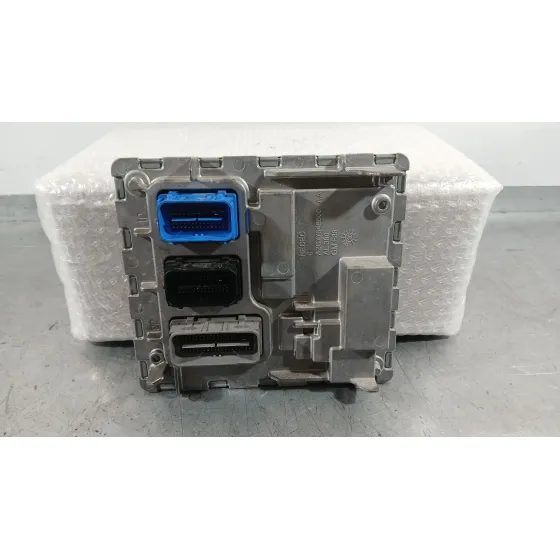 Centralita Motor Uce para Opel Astra K (B16)