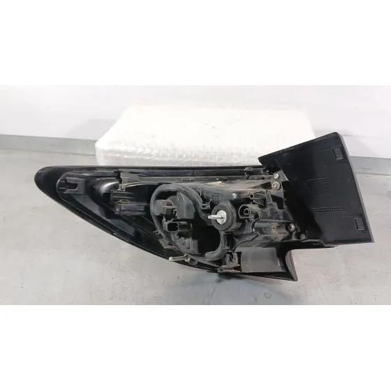 Piloto Trasero Derecho Exterior para Opel Astra K (B16)
