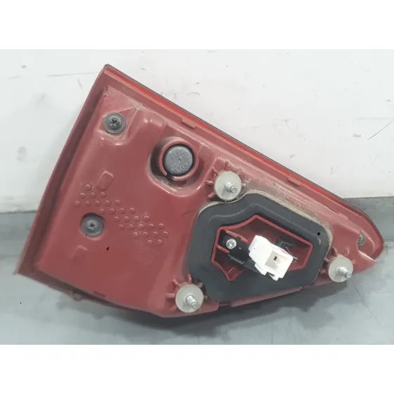 Piloto Trasero Derecho Interior para Kia Stonic (Yb)