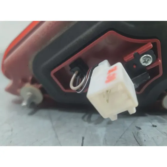 Piloto Trasero Izquierdo Interior para Kia Stonic (Yb)