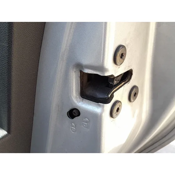 Cerradura Puerta Trasera Derecha para Dacia Sandero Iii