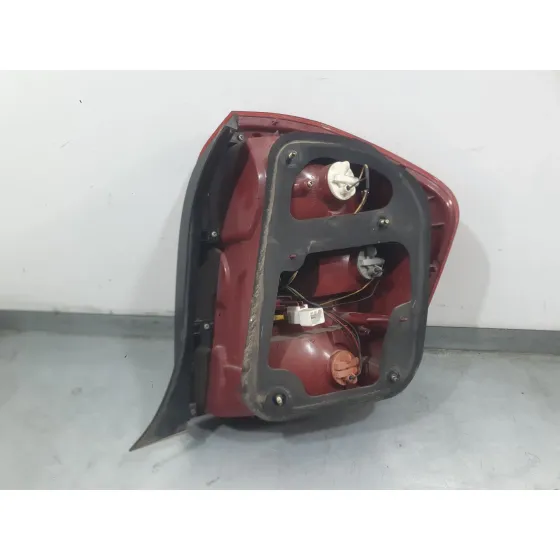 Piloto Trasero Izquierdo para Kia Cerato I Hatchback (Ld)