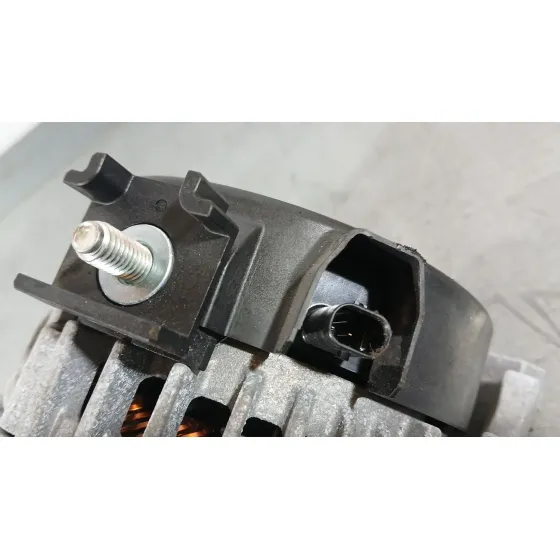Alternador para Bmw 1 (F40)