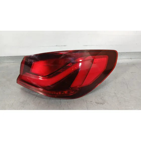 Piloto Trasero Derecho Exterior para Bmw 1 (F40)