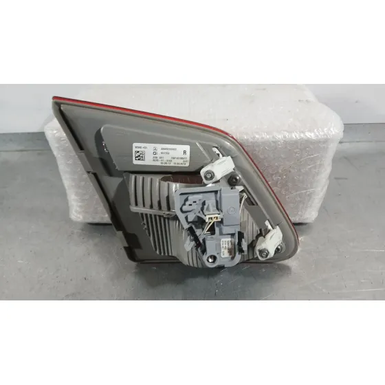 Piloto Trasero Derecho Interior para Mercedes-Benz Clase B Sports Tourer (W246, W242)
