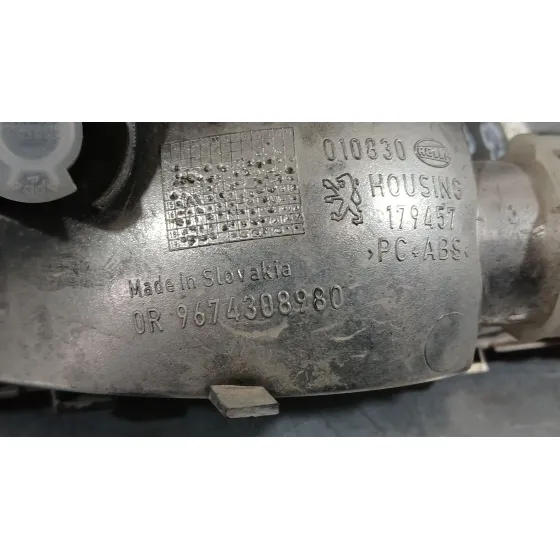 Piloto Trasero Central para Opel Corsa F (P2Jo)
