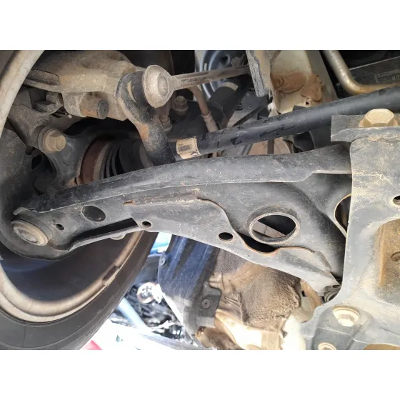Brazo Suspension Inferior Delantero Derecho para Toyota Yaris (_P13_)