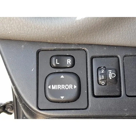 Mando Retrovisor para Toyota Yaris (_P13_)
