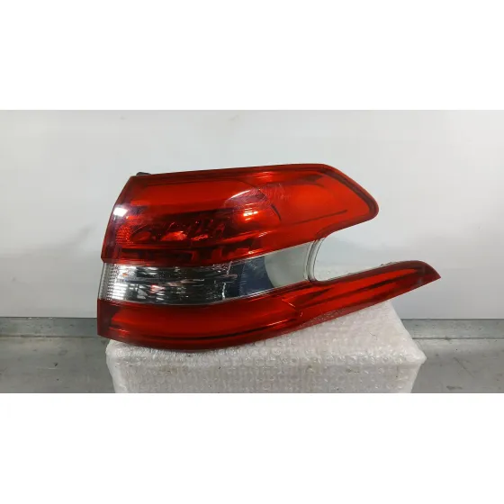 Piloto Trasero Derecho Exterior para Peugeot 308 Sw Ii (Lc_, Lj_, Lr_, Lx_, L4_)
