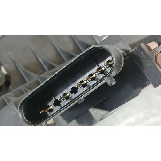 Cerradura Puerta Trasera Derecha para Ford Mondeo V Hatchback (Ce)