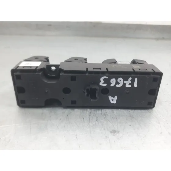 Mando Elevalunas Delantero Izquierdo para Ford Mondeo V Hatchback (Ce)