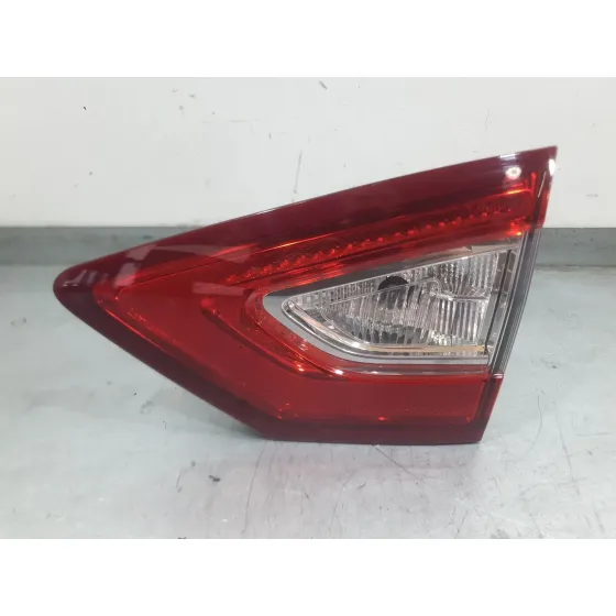 Piloto Trasero Derecho Interior para Ford Mondeo V Hatchback (Ce)