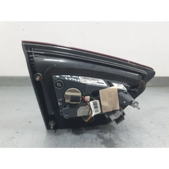 Piloto Trasero Derecho Interior para Ford Mondeo V Hatchback (Ce)