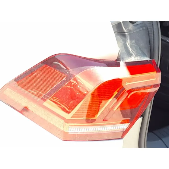 Piloto Trasero Izquierdo para Volkswagen Tiguan (Ad1, Ax1)