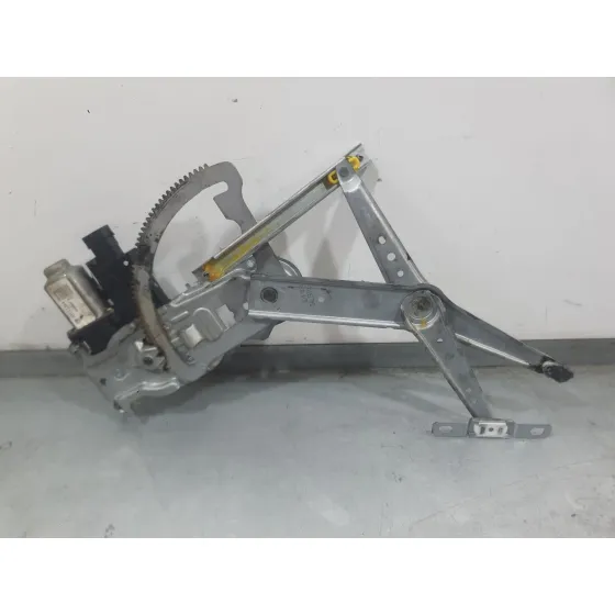 Elevalunas Delantero Derecho para Opel Corsa C (X01)