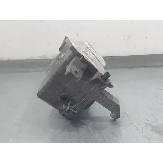 Faro Antiniebla Izquierdo para Opel Corsa C (X01)