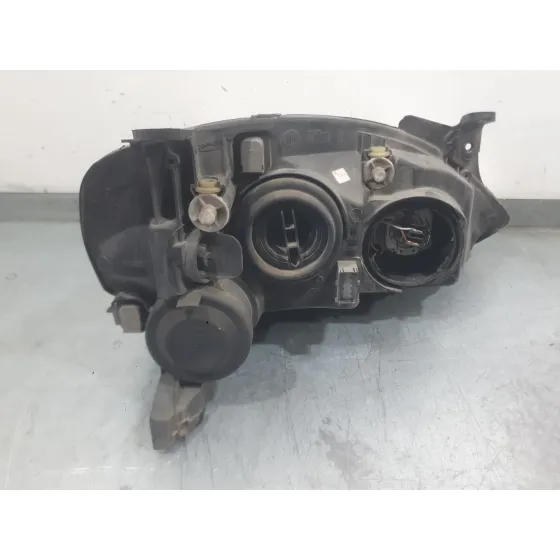 Faro Izquierdo para Opel Corsa C (X01)