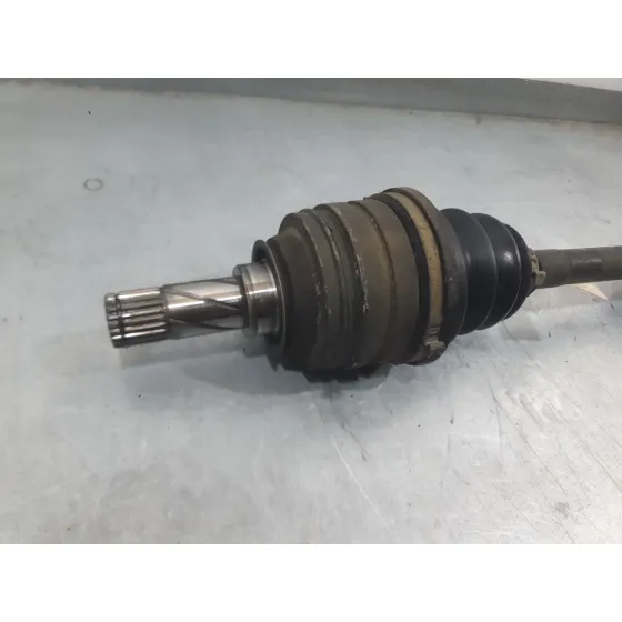 Transmision Delantera Derecha para Opel Corsa C (X01)